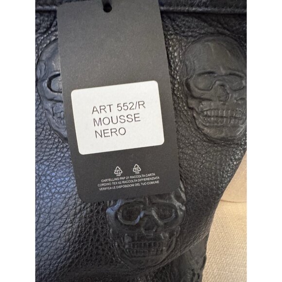 NWT IO PELLE ITALIA Large SKULL Embossed Leather Shoulder Bag Tote $695 Black - Picture 5 of 15